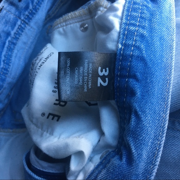 Light Wash Lightly Distressed Empyre Jeans Women’s - Picture 8 of 8